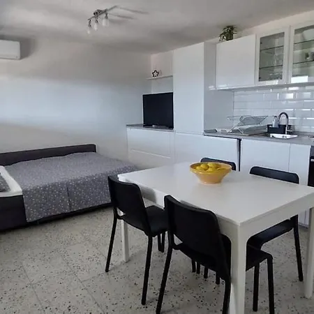 Seaside Retreat * Kastela
