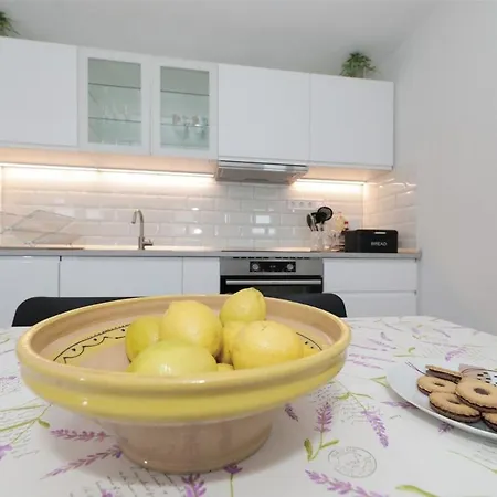 Nyaraló Seaside Retreat Kaštela